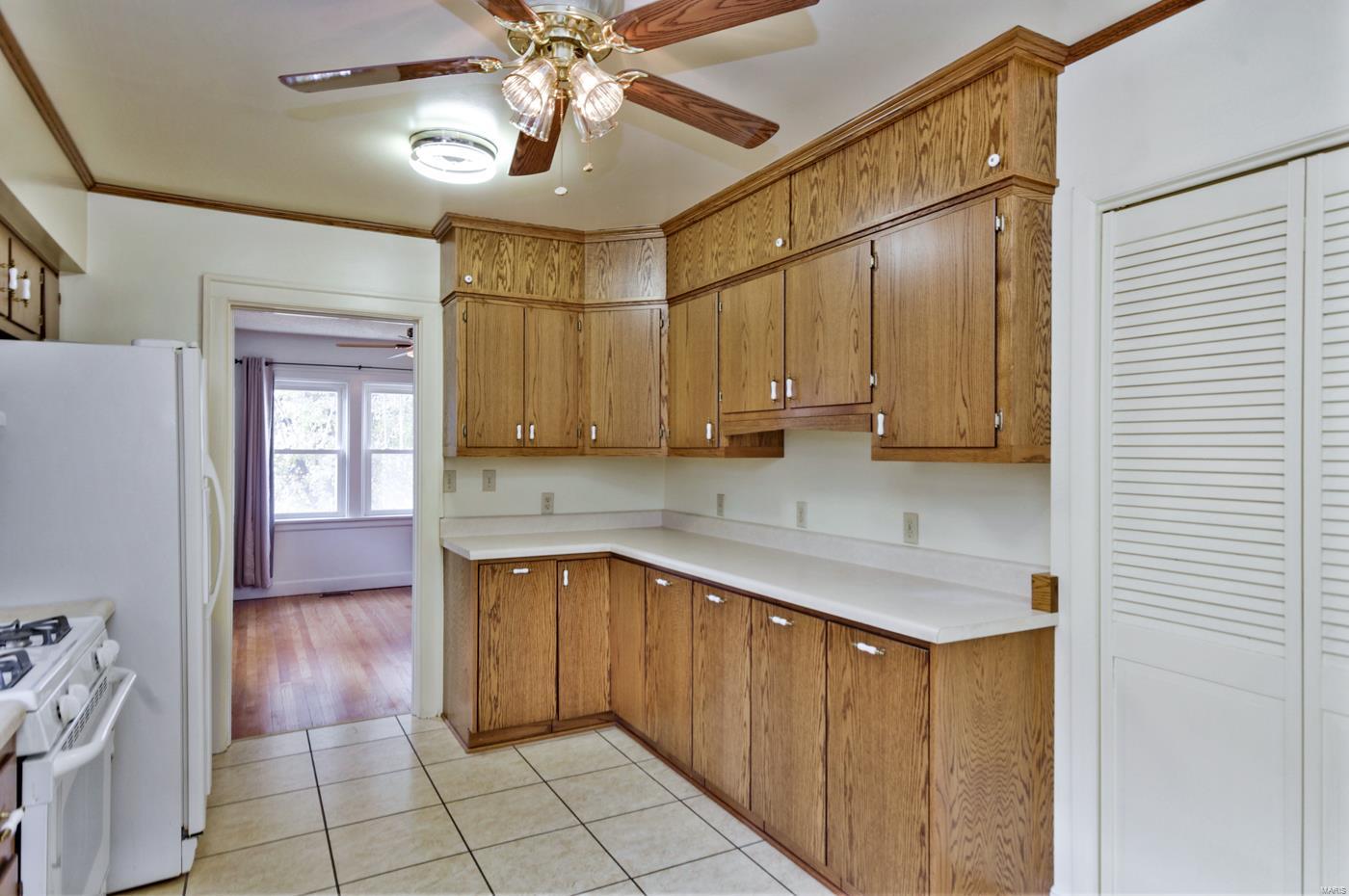 935 Main Street Alton, IL 62002 - Photo 8 of 27 Gallery Image 8