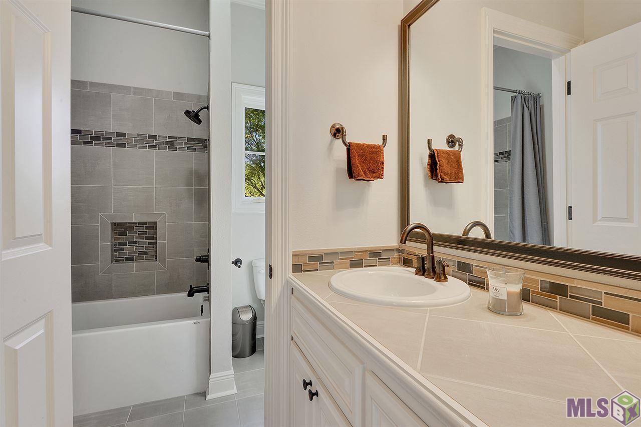 24076 Canyon Road Denham Springs, LA 70726 - Photo 23 of 30 Gallery Image 23