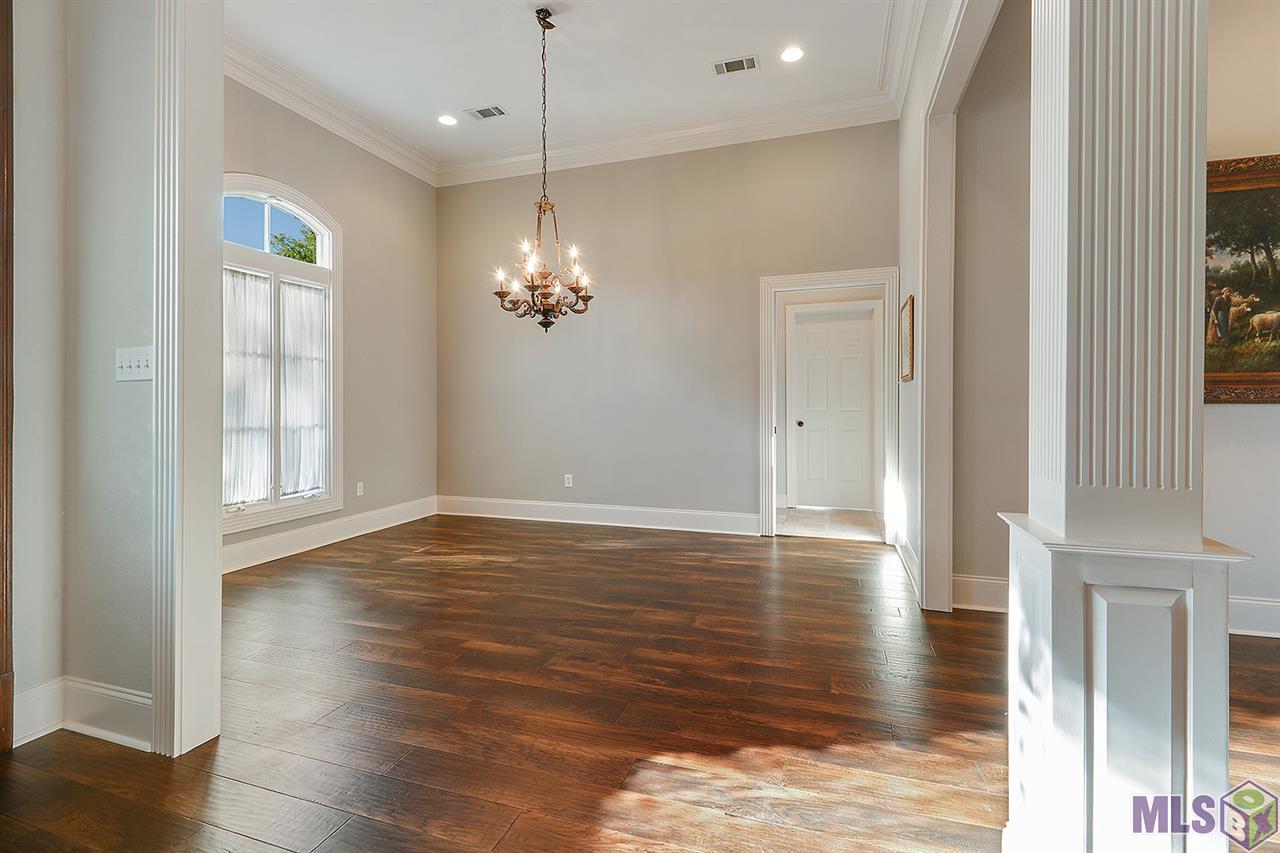 24076 Canyon Road Denham Springs, LA 70726 - Photo 6 of 30 Gallery Image 6