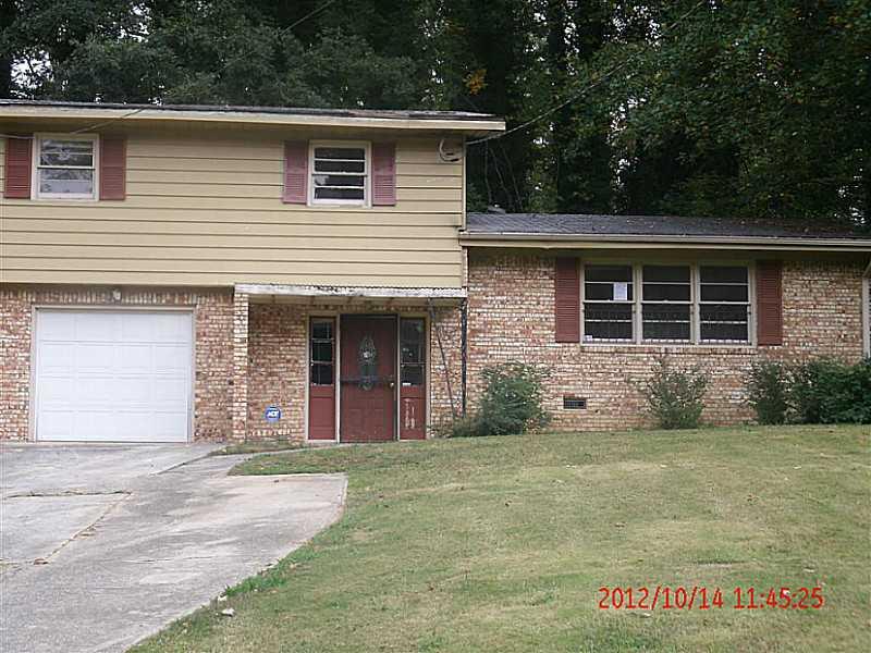 2446 Susan Lane Southwest Atlanta, GA 30331 - Photo 1 of 1 Exterior Front.