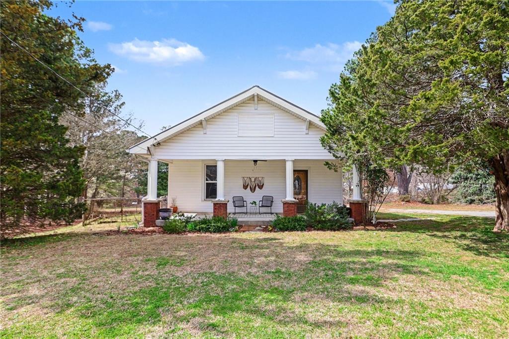 214 Gordon Street Bremen, GA 30110 - Photo 1 of 33