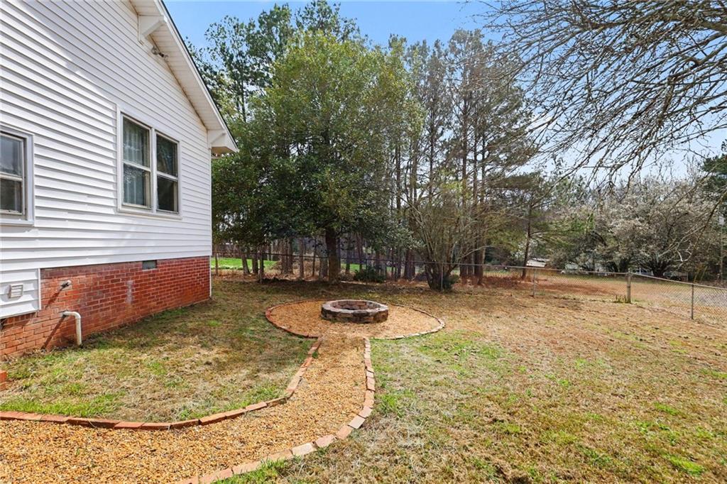 214 Gordon Street Bremen, GA 30110 - Photo 31 of 33