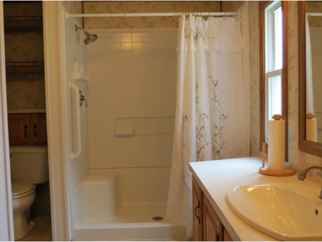 15 Lynn Lane Rochester, NH 03867 - Photo 5 of 12