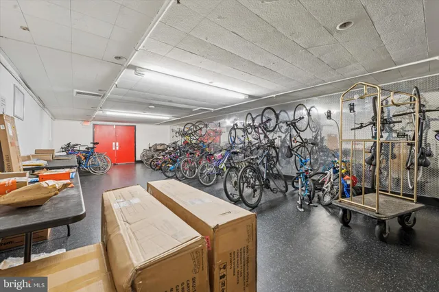 $174,900 | 1010 Race Street, Unit PHM, Philadelphia, PA 19107