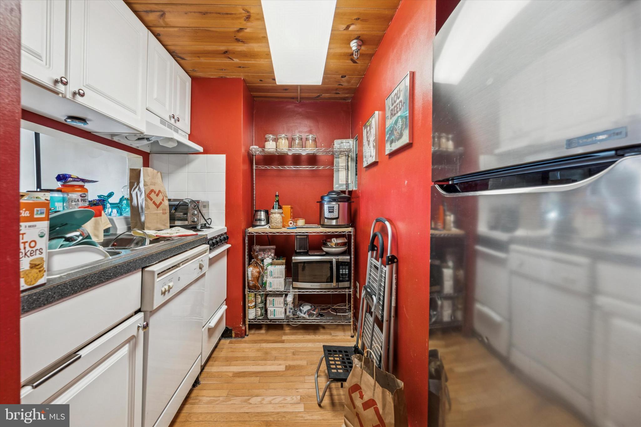 1010 Race Street, Unit PHM Philadelphia, PA 19107 - Photo 4 of 14