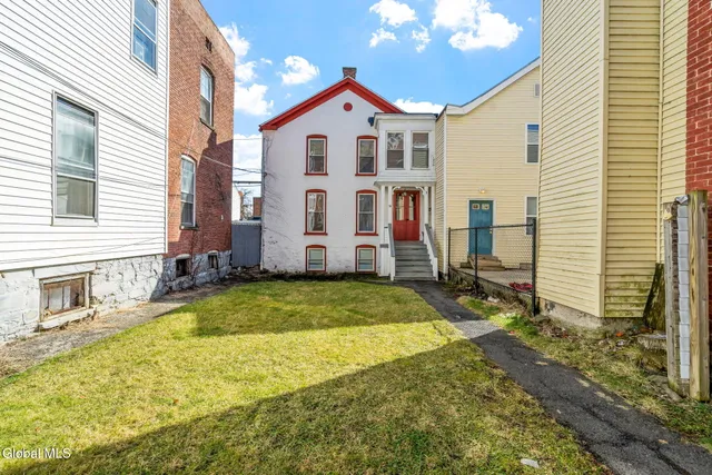 $1,200 | 58 Congress Street, Cohoes, NY 12047