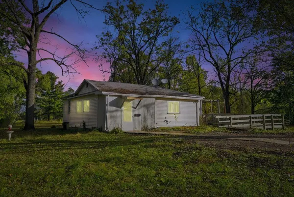 $315,000 | 9936 Wilson Road, New Buffalo, MI 49117