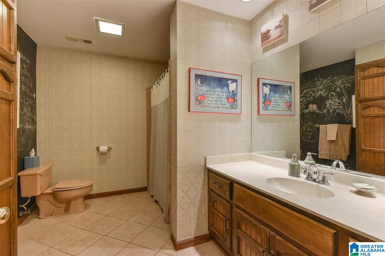 4939 Spring Rock Road Birmingham, AL 35223 - Photo 32 of 43