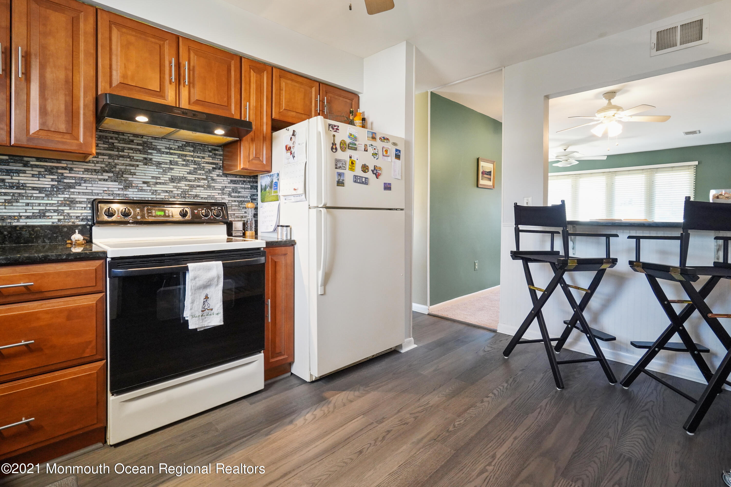11 Brookside Road Neptune Township, NJ 07753 - Photo 14 of 35 DSC08076