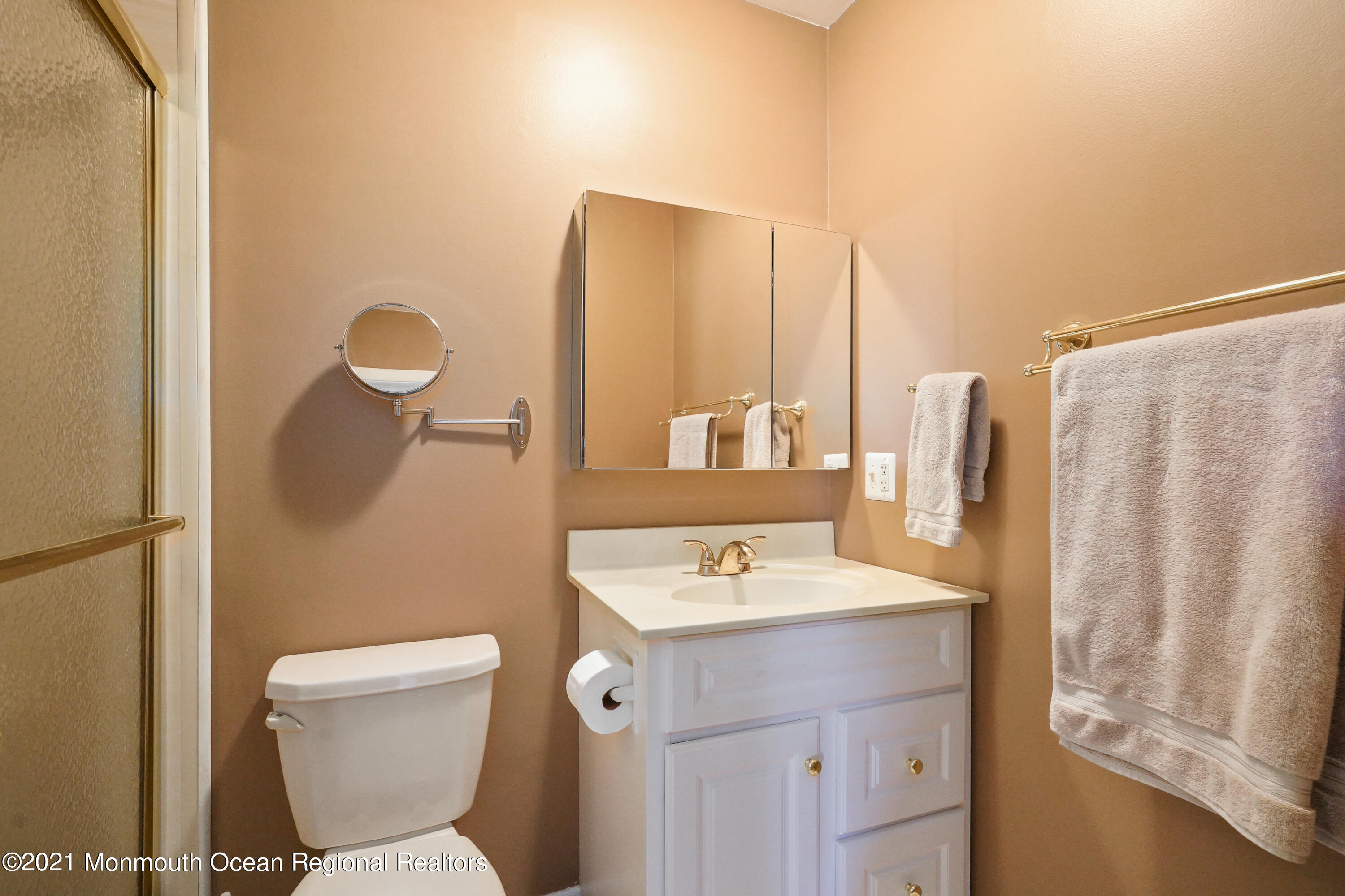 11 Brookside Road Neptune Township, NJ 07753 - Photo 22 of 35 DSC08058