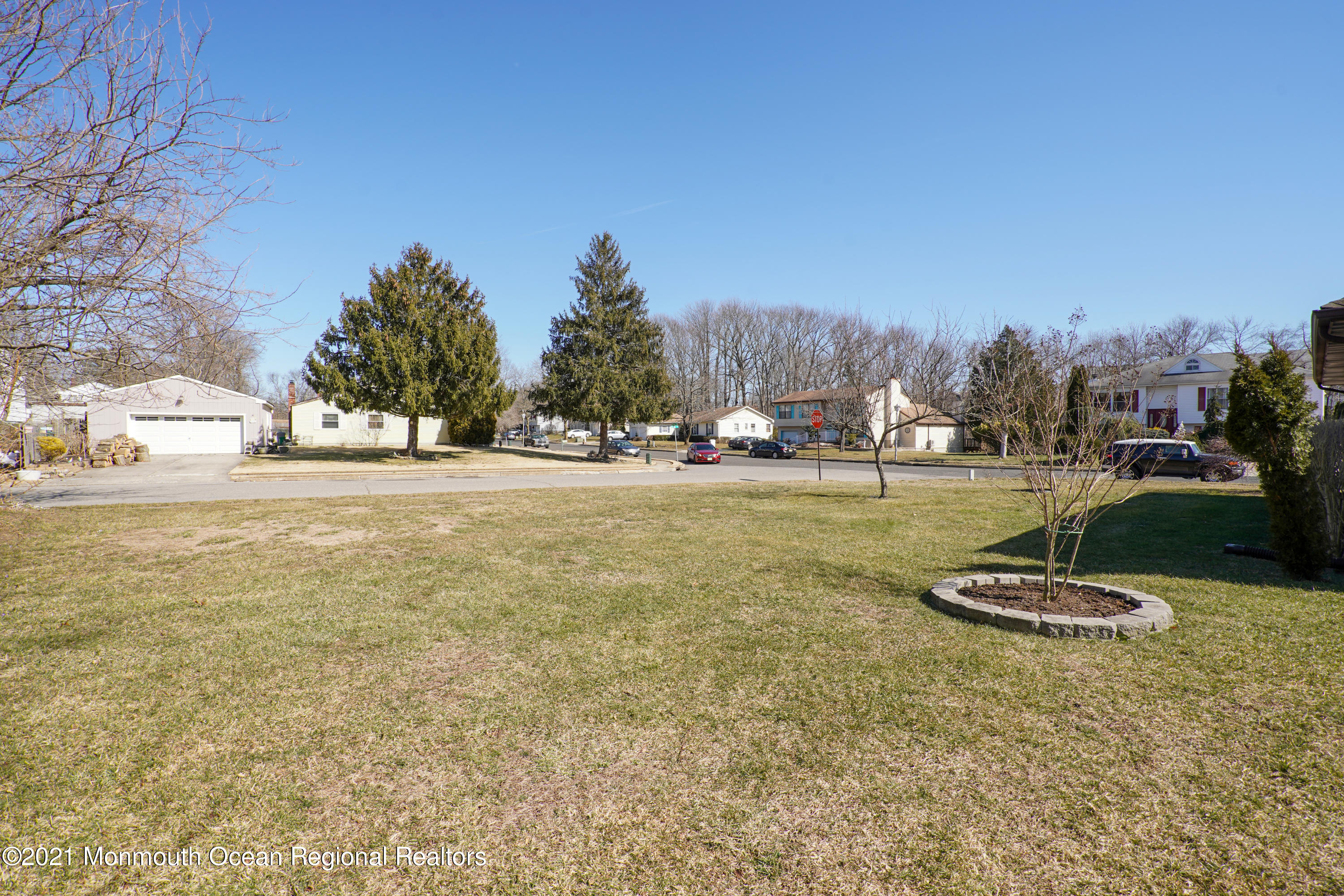 11 Brookside Road Neptune Township, NJ 07753 - Photo 28 of 35 DSC08159