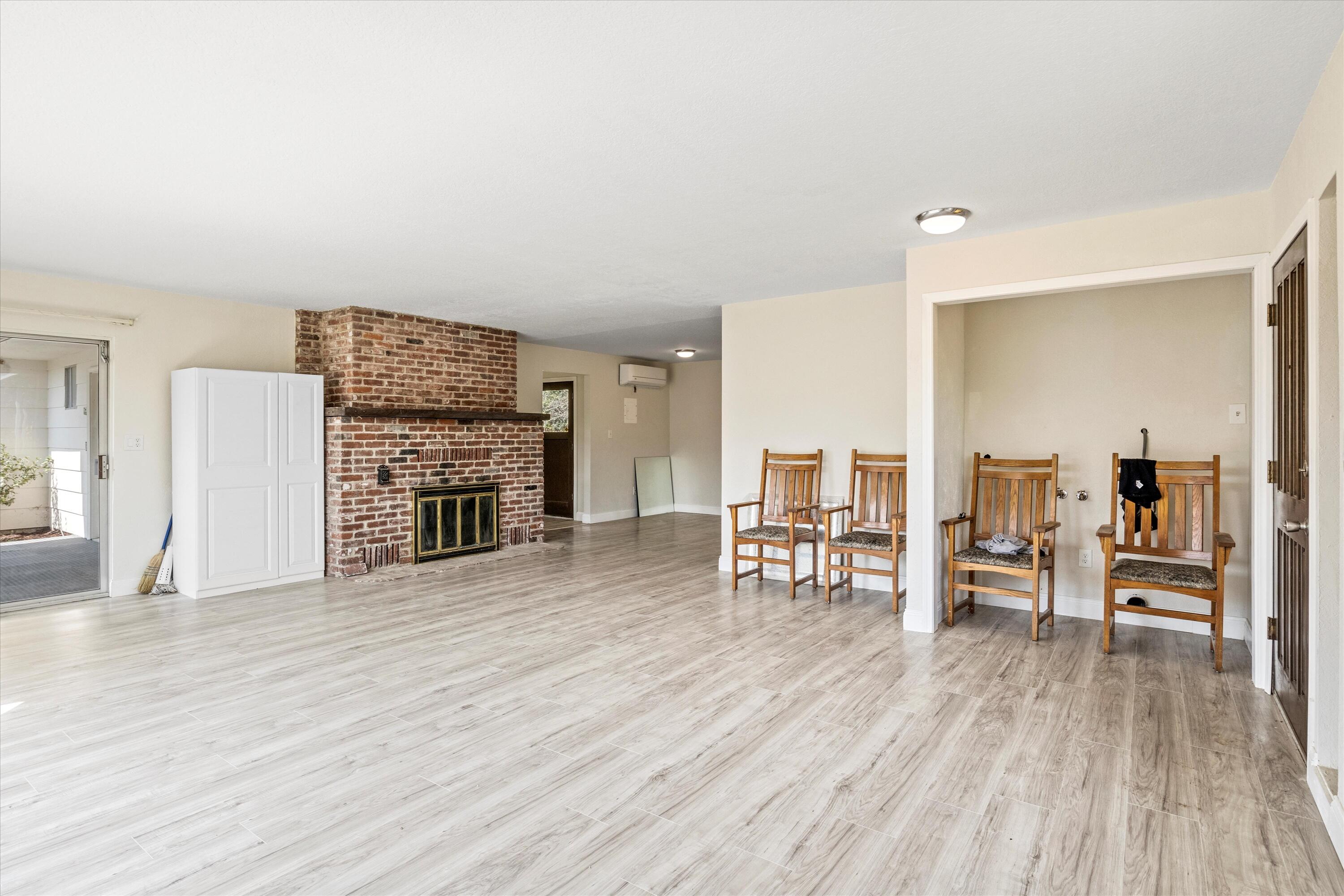 290 Mobley Drive Azalea, OR 97410 - Photo 6 of 38 05-IMG_0141