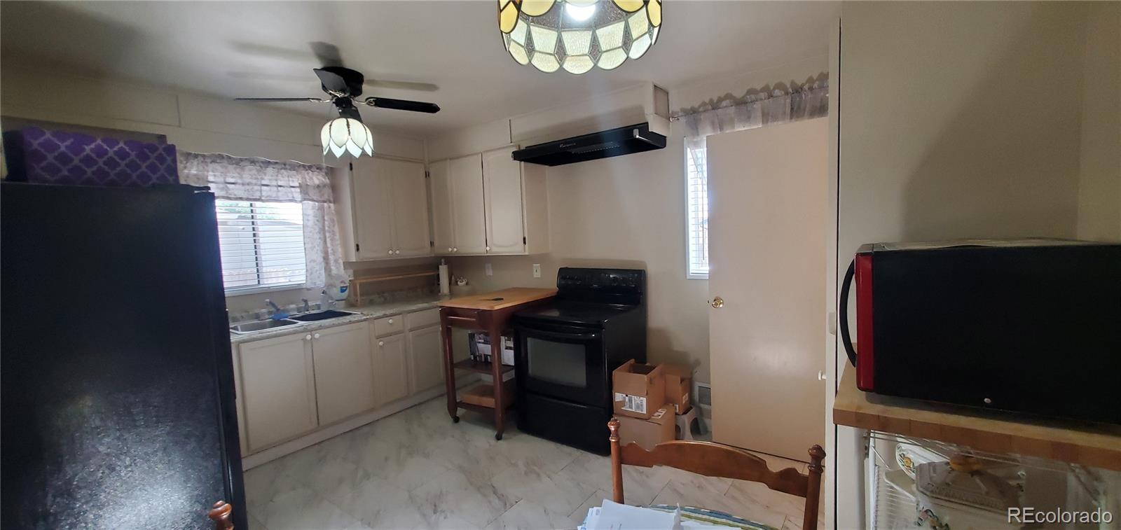 6851 Ruth Way Denver, CO 80221 - Photo 10 of 22 Gallery Image 10