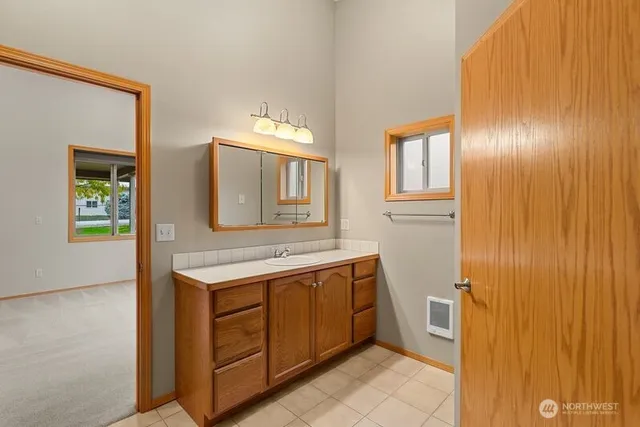 $699,000 | 537 Chrisand Lane, Wenatchee, WA 98801