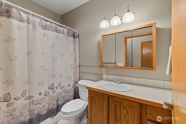 $699,000 | 537 Chrisand Lane, Wenatchee, WA 98801