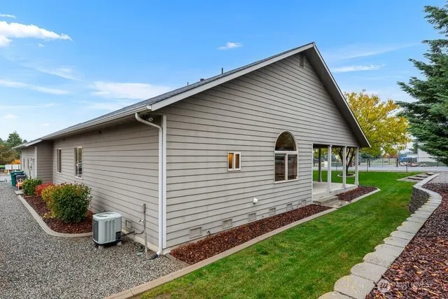 $699,000 | 537 Chrisand Lane, Wenatchee, WA 98801