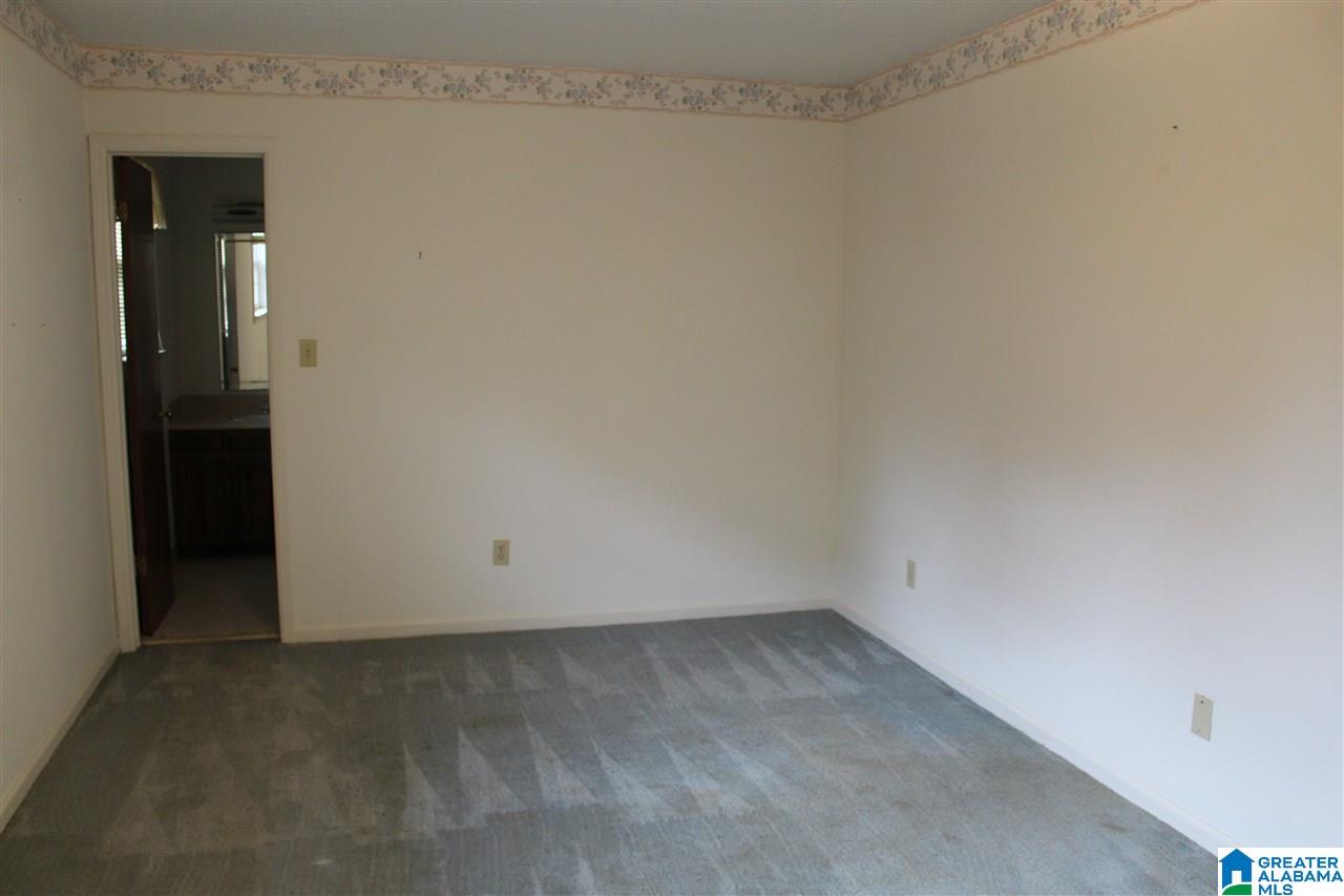 811 Woodridge Road Bessemer, AL 35022 - Photo 22 of 33