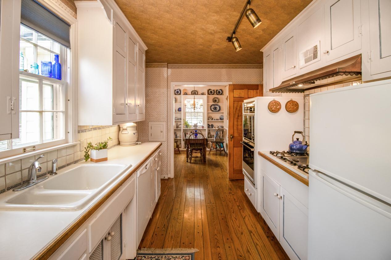 4920 East Sunnyslope Road Edina, MN 55424 - Photo 12 of 50 Gallery Image 12