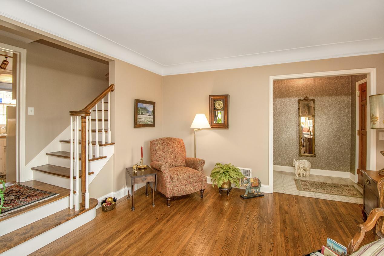 4920 East Sunnyslope Road Edina, MN 55424 - Photo 7 of 50 Gallery Image 7