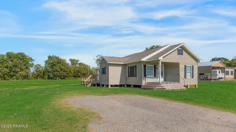 $149,000 | 1440 G Hebert Lane, St. Martinville, LA 70582
