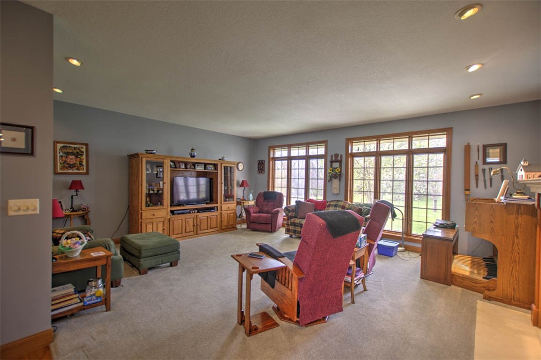 2731 South Taylor Road Decatur, IL 62521 - Photo 10 of 37