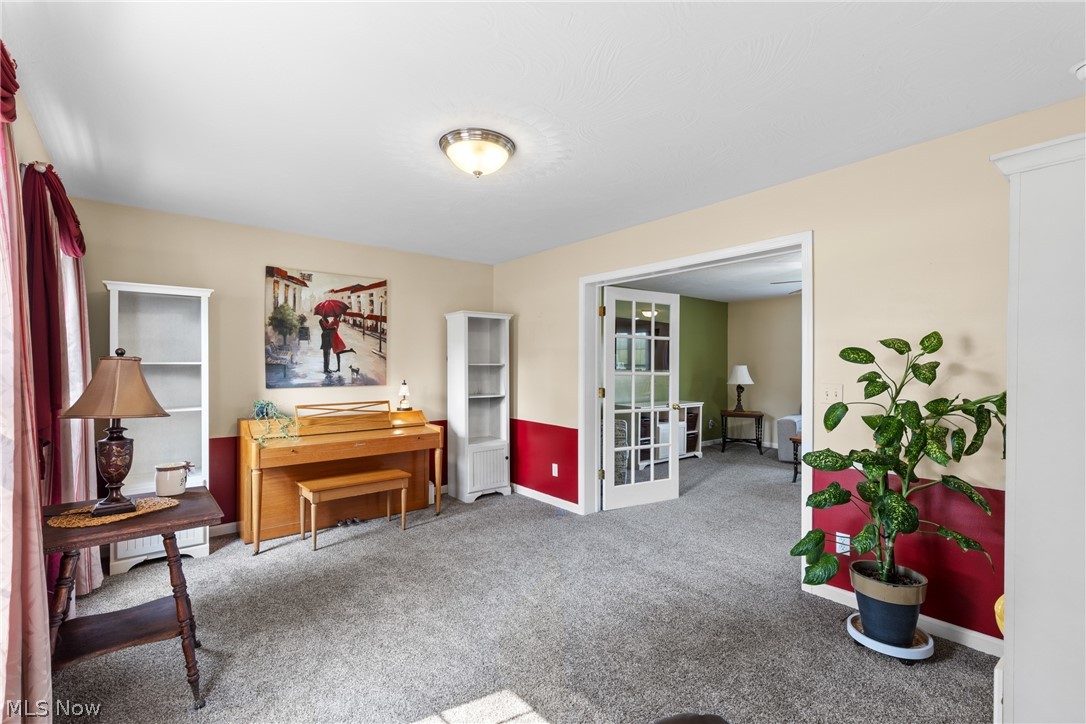 71320 Sharon Road Bridgeport, OH 43912 - Photo 6 of 46 Gallery Image 6