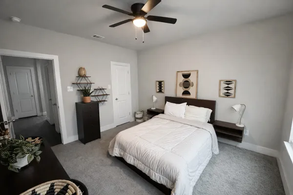 $2,400 | 2646 Tanner Street, Dallas, TX 75215
