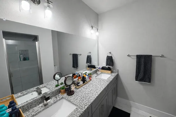 $2,400 | 2646 Tanner Street, Dallas, TX 75215