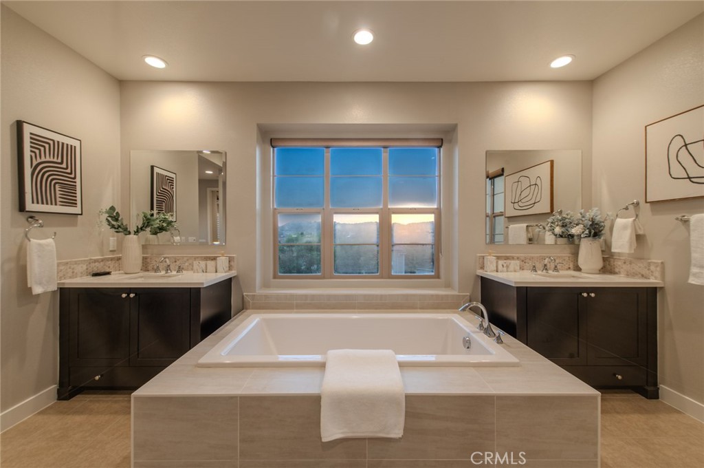 1 Intriga Court Rancho Mission Viejo, CA 92694 - Photo 8 of 96