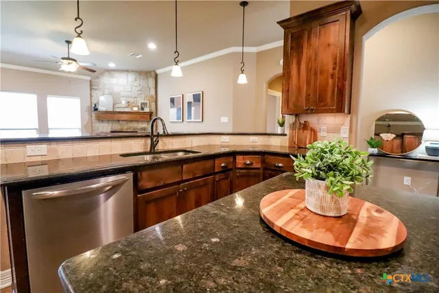 $424,900 | 3308 Ten Bits Drive, Belton, TX 76513