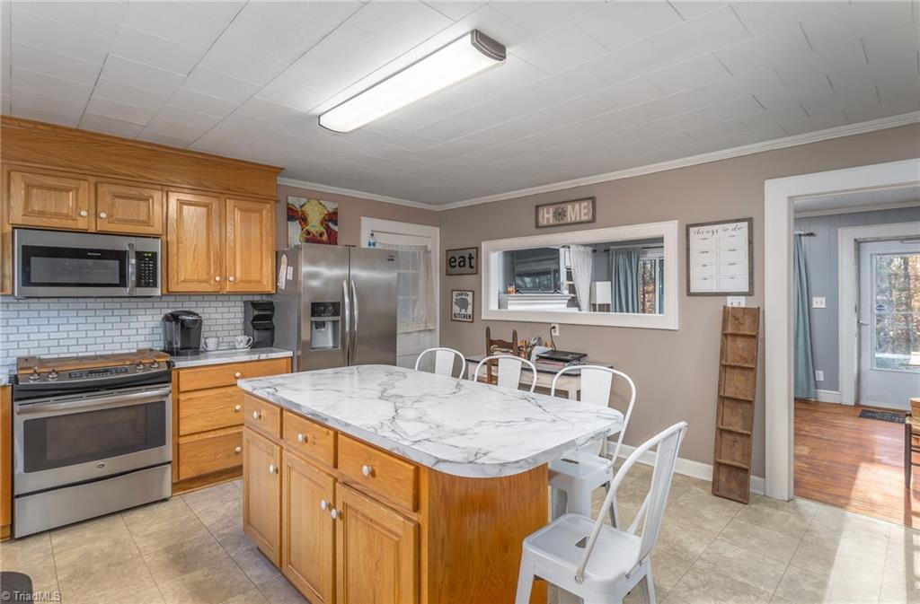 774 Clodfelter Road Thomasville, NC 27360 - Photo 15 of 32 Gallery Image 15