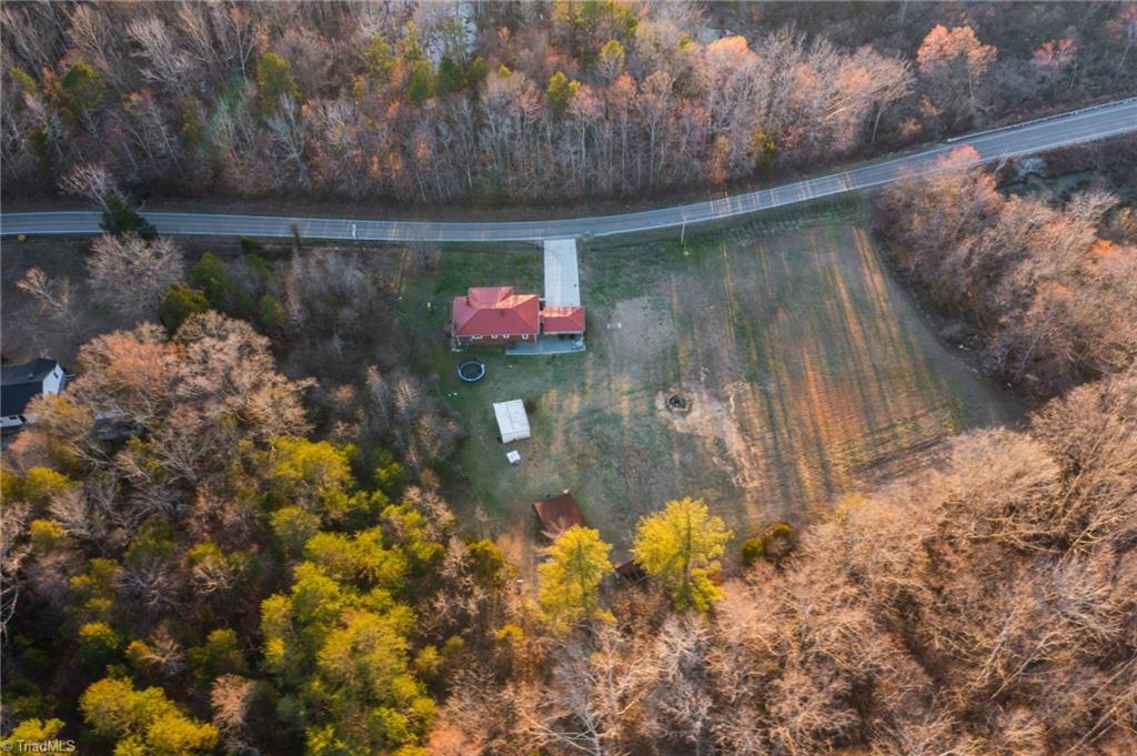 774 Clodfelter Road Thomasville, NC 27360 - Photo 30 of 32 Gallery Image 30