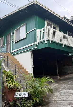 $2,990 | 1649 10th Avenue, Unit A, Honolulu, HI 96816
