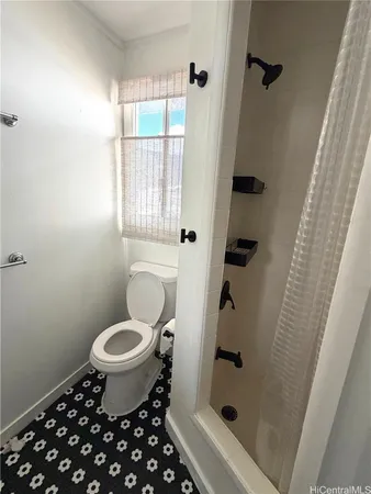 $2,990 | 1649 10th Avenue, Unit A, Honolulu, HI 96816