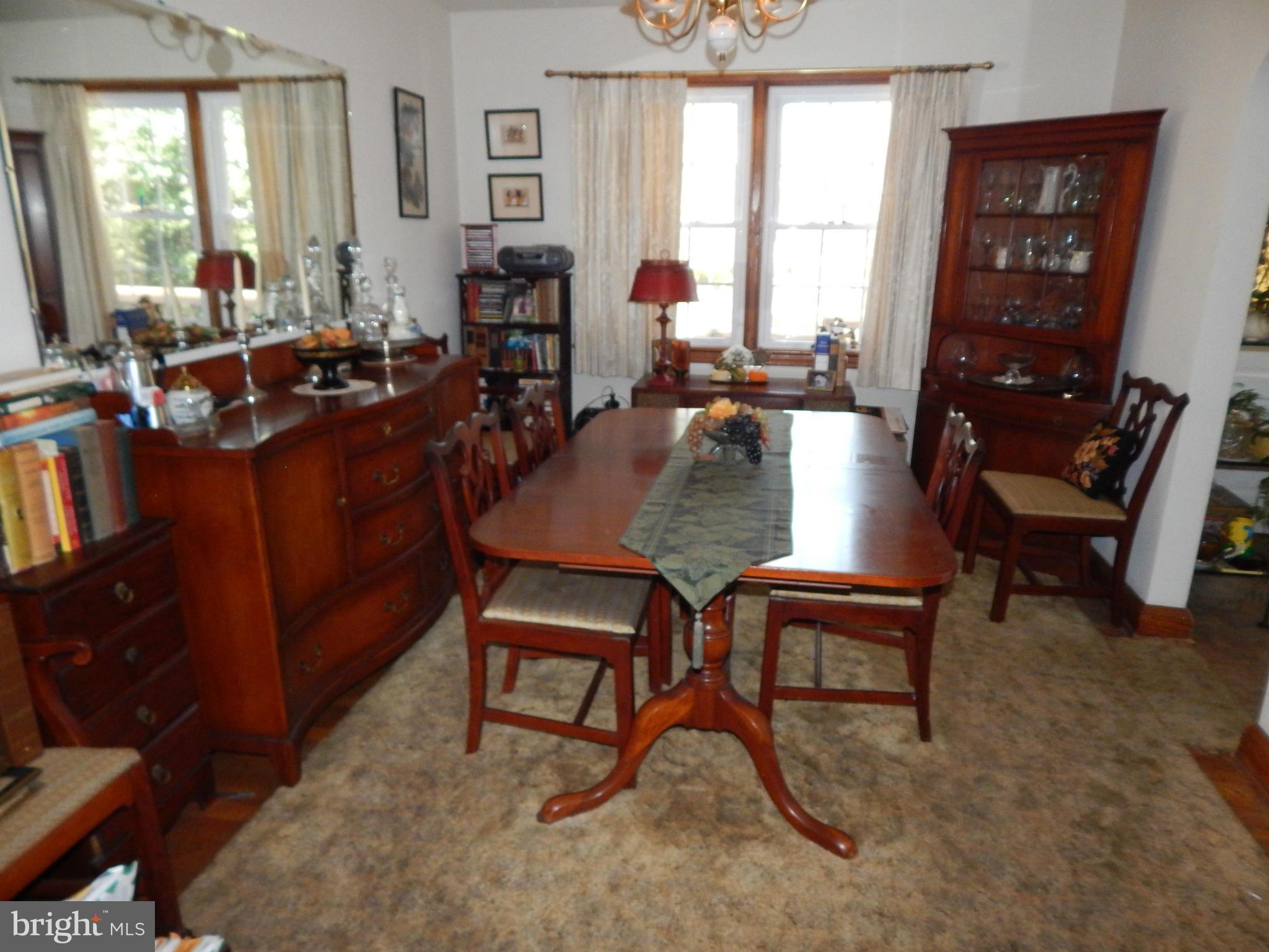1258 Greystone Road Baltimore, MD 21227 - Photo 14 of 24 Dining Room