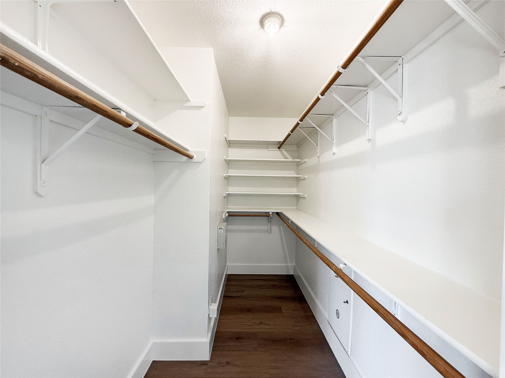 14813 Slingshot Road Austin, TX 78717 - Photo 21 of 29 Primary Bedroom Closet