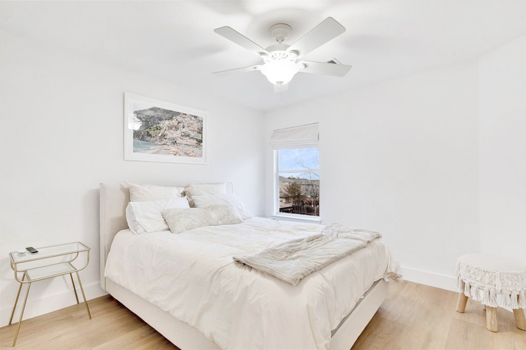 14813 Slingshot Road Austin, TX 78717 - Photo 24 of 29 Spare Bedroom 1