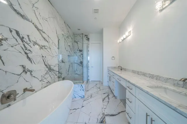 $1,199,900 | 4905 Blaynes View Drive, The Colony, TX 75056