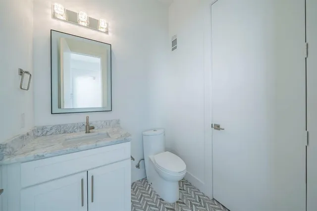 $1,199,900 | 4905 Blaynes View Drive, The Colony, TX 75056