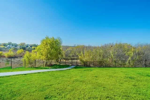 $1,199,900 | 4905 Blaynes View Drive, The Colony, TX 75056