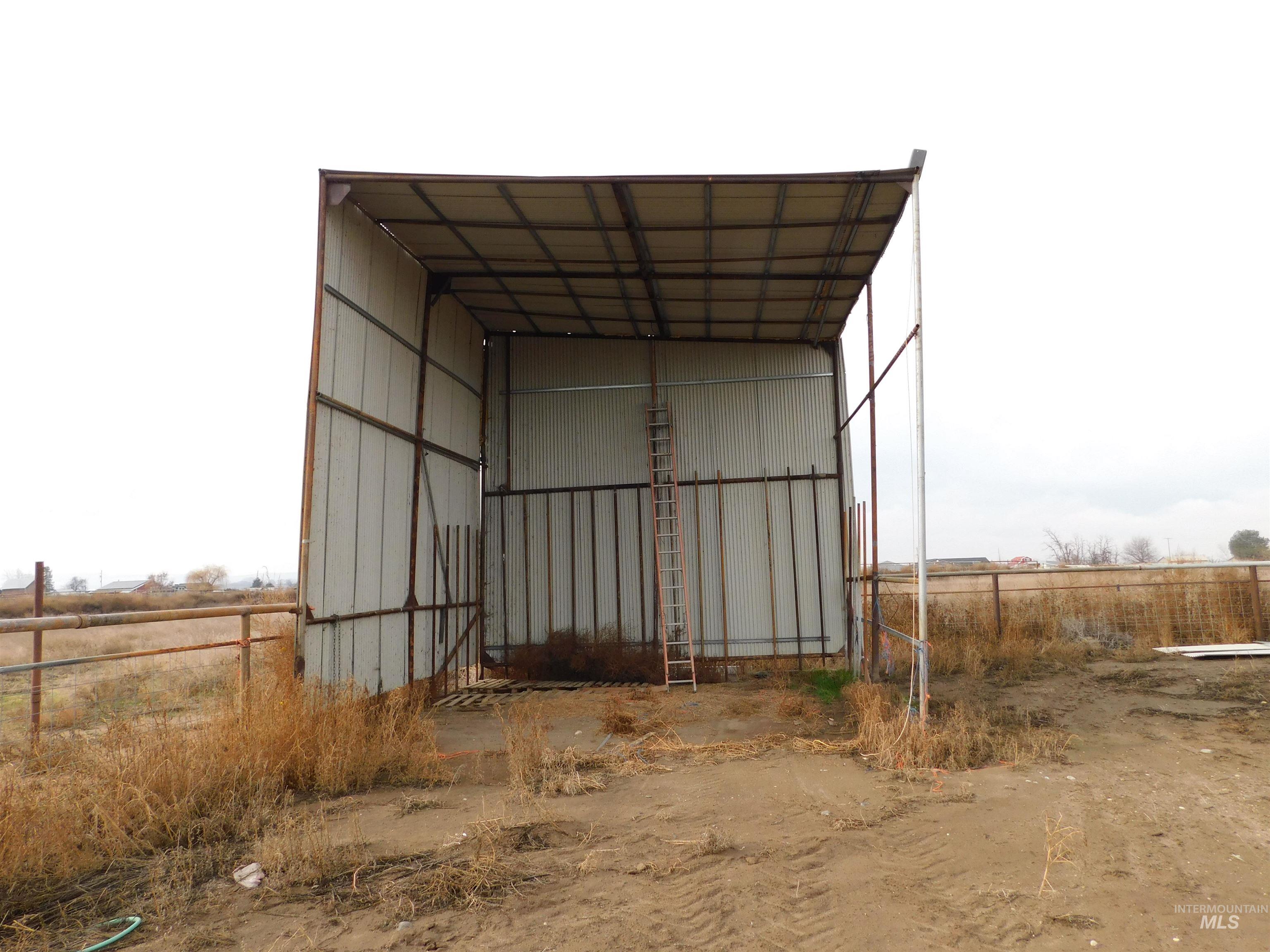 26915 Chips Lane Parma, ID 83660 - Photo 40 of 48 View of outbuilding with a detached carport
