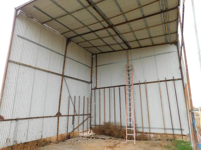 $560,000 | 26915 Chips Lane, Parma, ID 83660