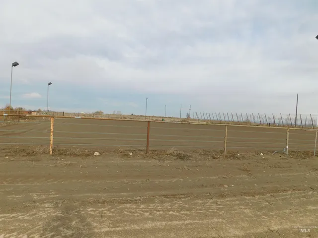 $560,000 | 26915 Chips Lane, Parma, ID 83660