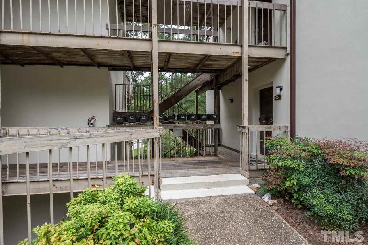 5130 Flint Ridge Place, Unit 5130 Raleigh, NC 27609 - Photo 2 of 18
