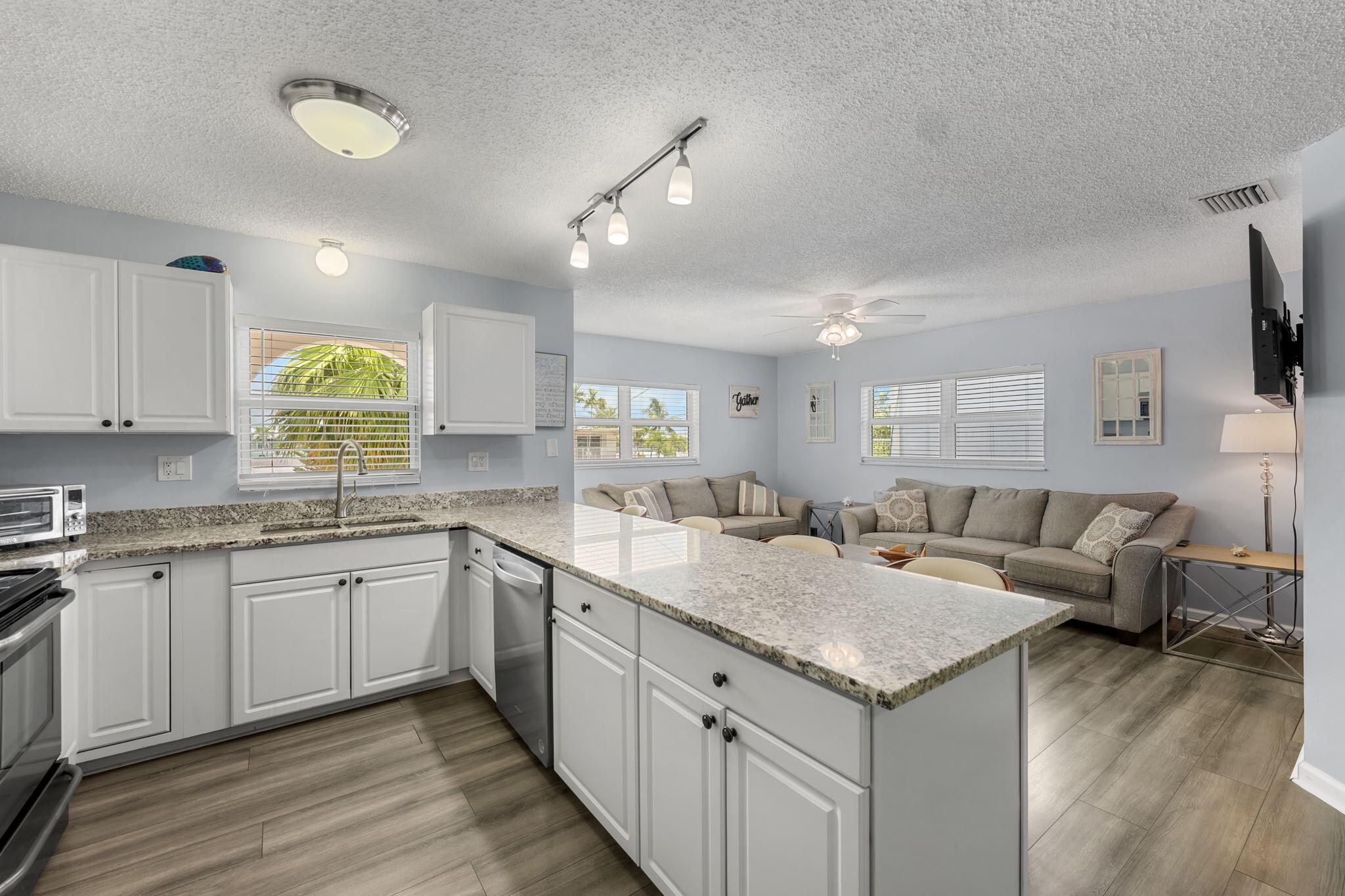 310 3rd Street Key Colony Beach, FL 33051 - Photo 7 of 35 Kitchen