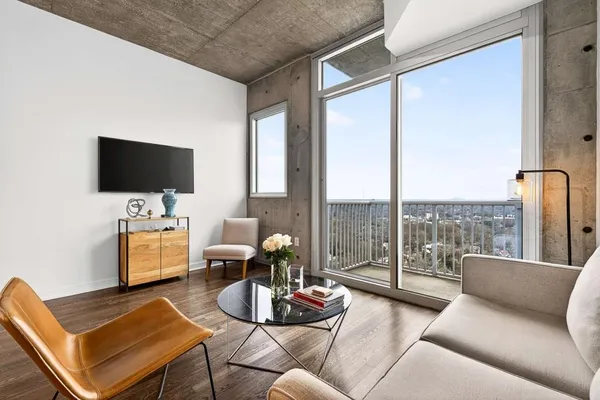 $2,000 | 855 Peachtree Street Northeast, Unit 2415, Atlanta, GA 30308