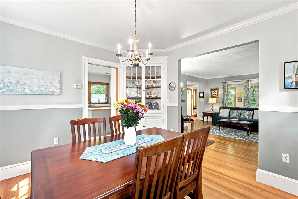43 Southbourne Road Boston, MA 02130 - Photo 10 of 41