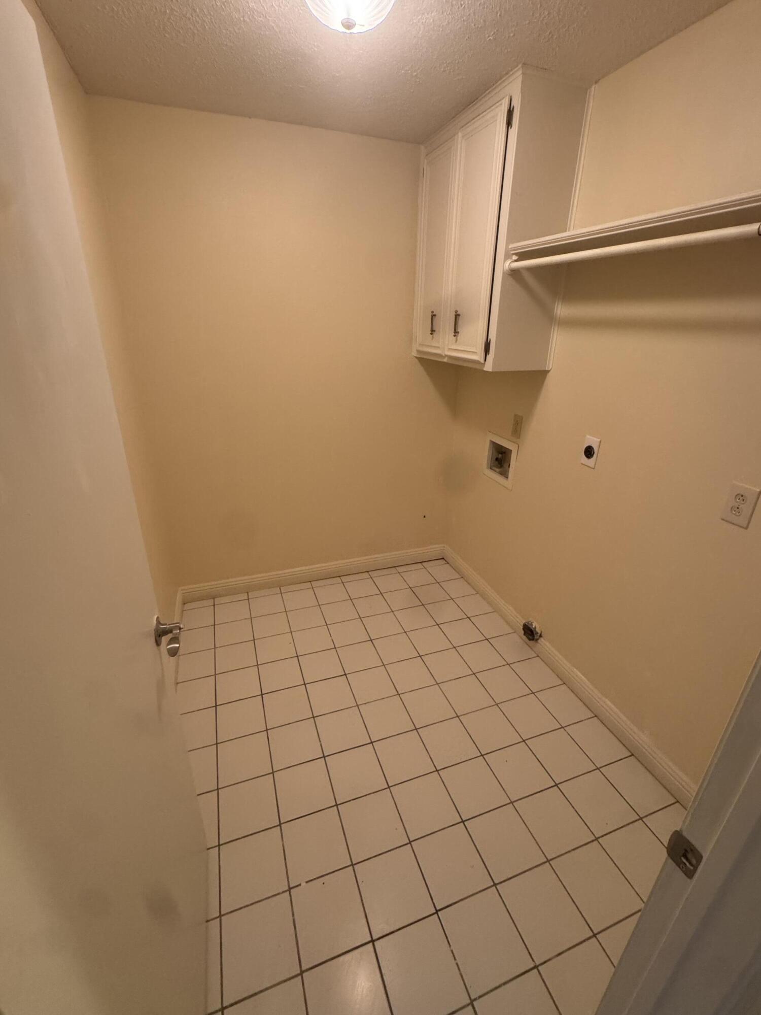 2114 93rd Street Lubbock, TX 79423 - Photo 8 of 13 IMG_9968