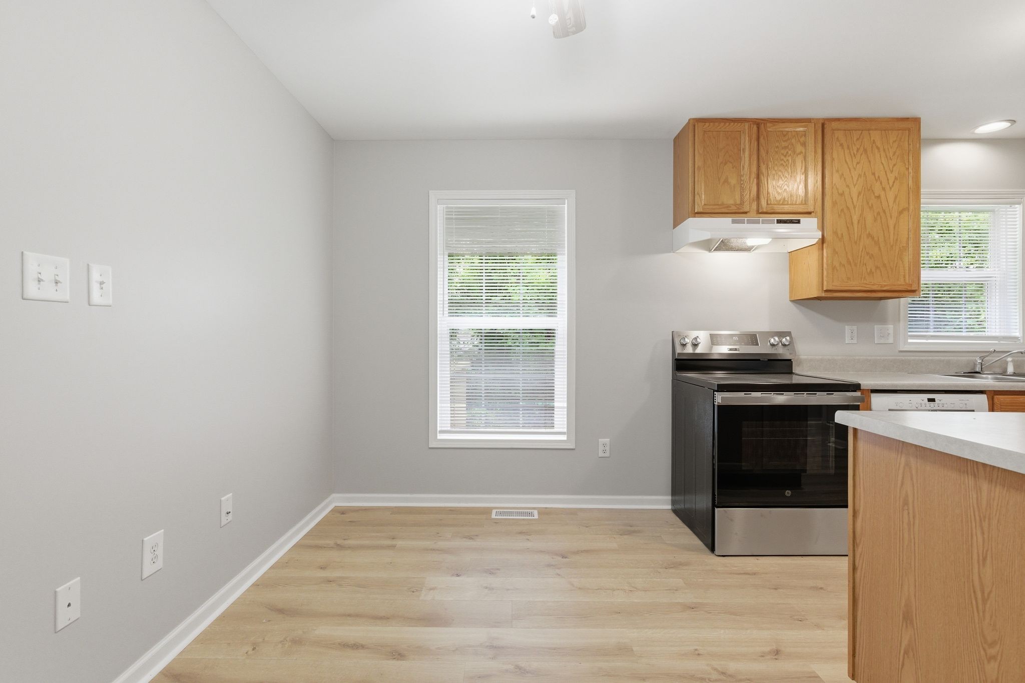 2642 Hibbitts Road Nashville, TN 37214 - Photo 12 of 29 a kitchen with a stove and a window