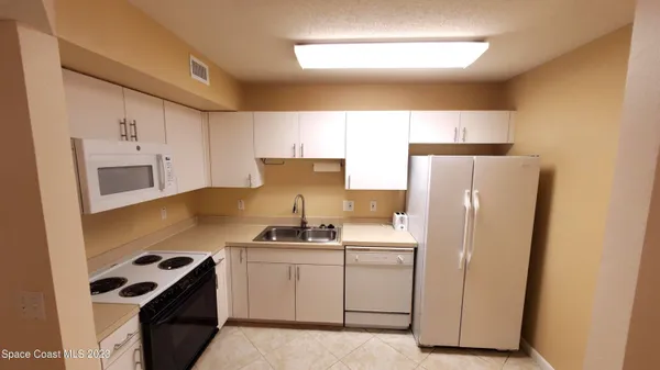 $1,350 | 1780 Rocky Wood Circle, Unit 105, Rockledge, FL 32955